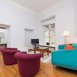 - Old Town Apartment *