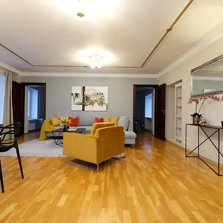 - Old Town Apartment