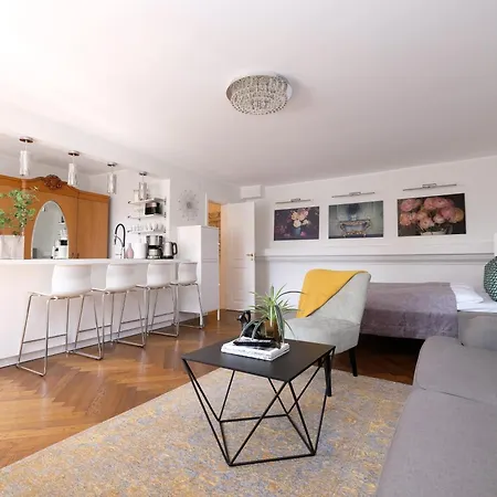 - Old Town Apartment