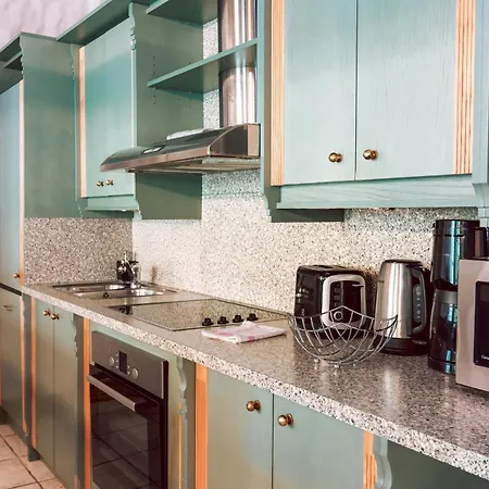 - Old Town Apartment *