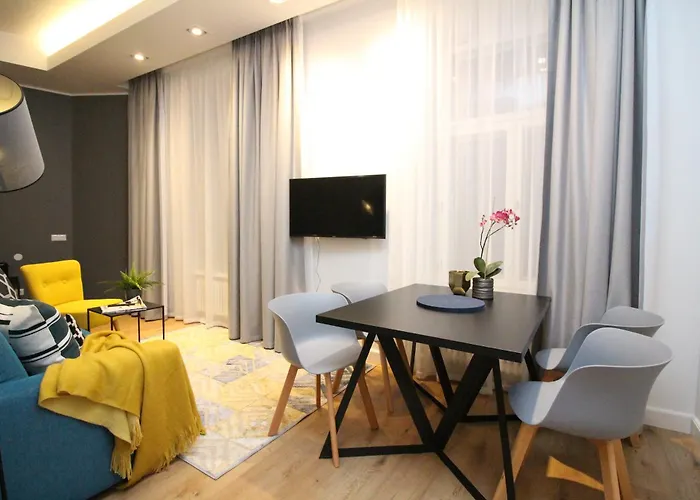 - Old Town Таллин