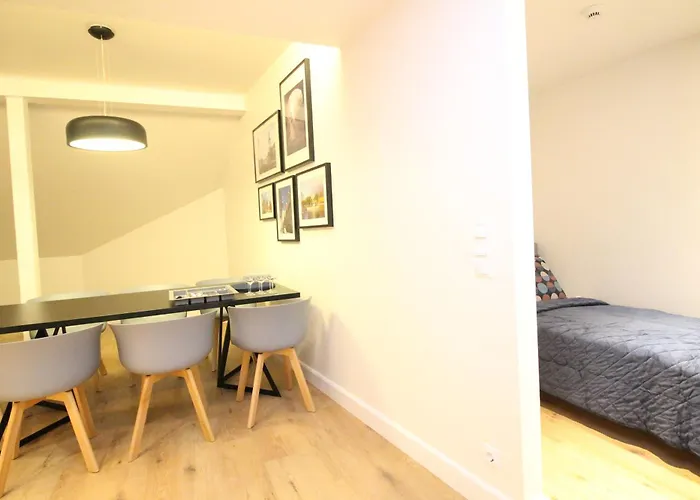 - Old Town Apartment *