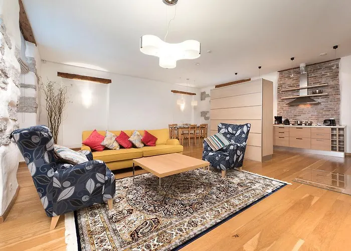 - Old Town Таллин