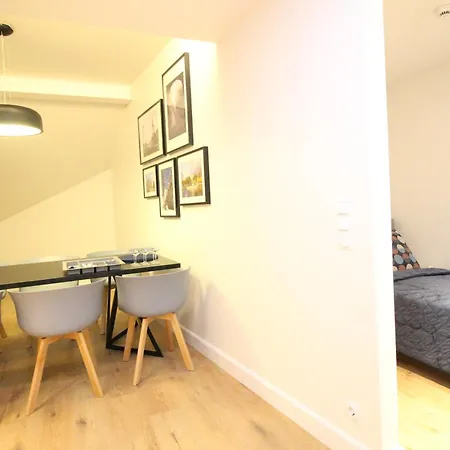 - Old Town Appartamento *